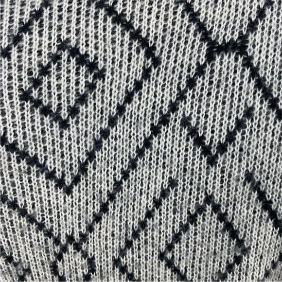 BILLABONG Soft Oversized Cardigan Open Front Gray Black Tribal Print Sz M - Picture 5 of 14